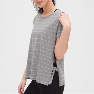 GapFit Breathe Side Tie T-Shirt Grey Stripe